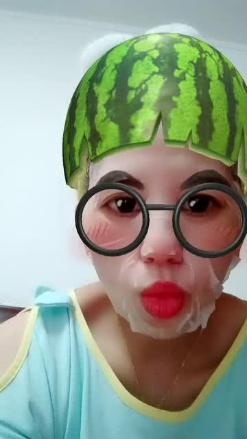 面膜吃瓜主播,揭秘网红幕后生活